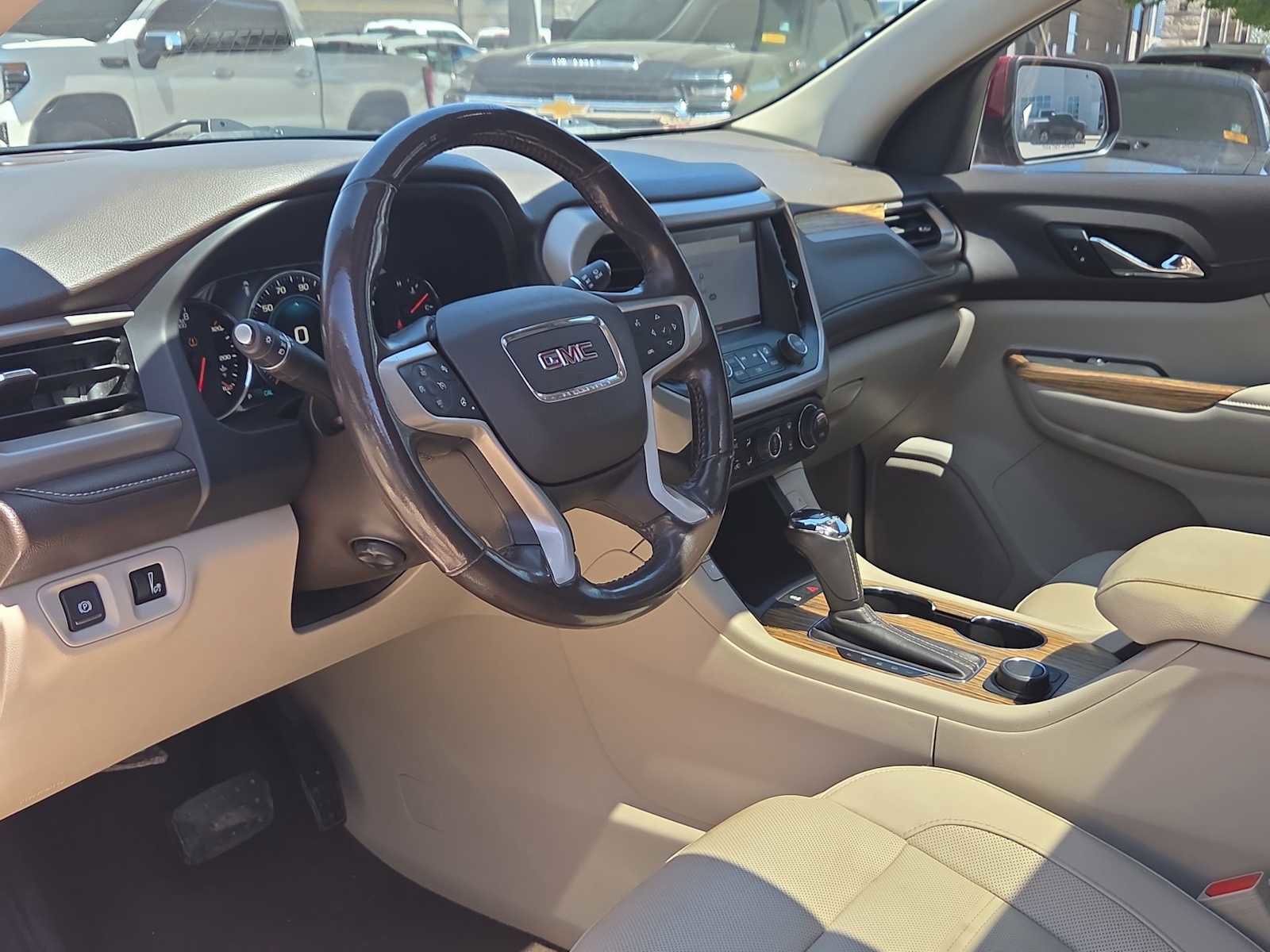 Used 2019 GMC Acadia Denali w/ Technology Package image 10
