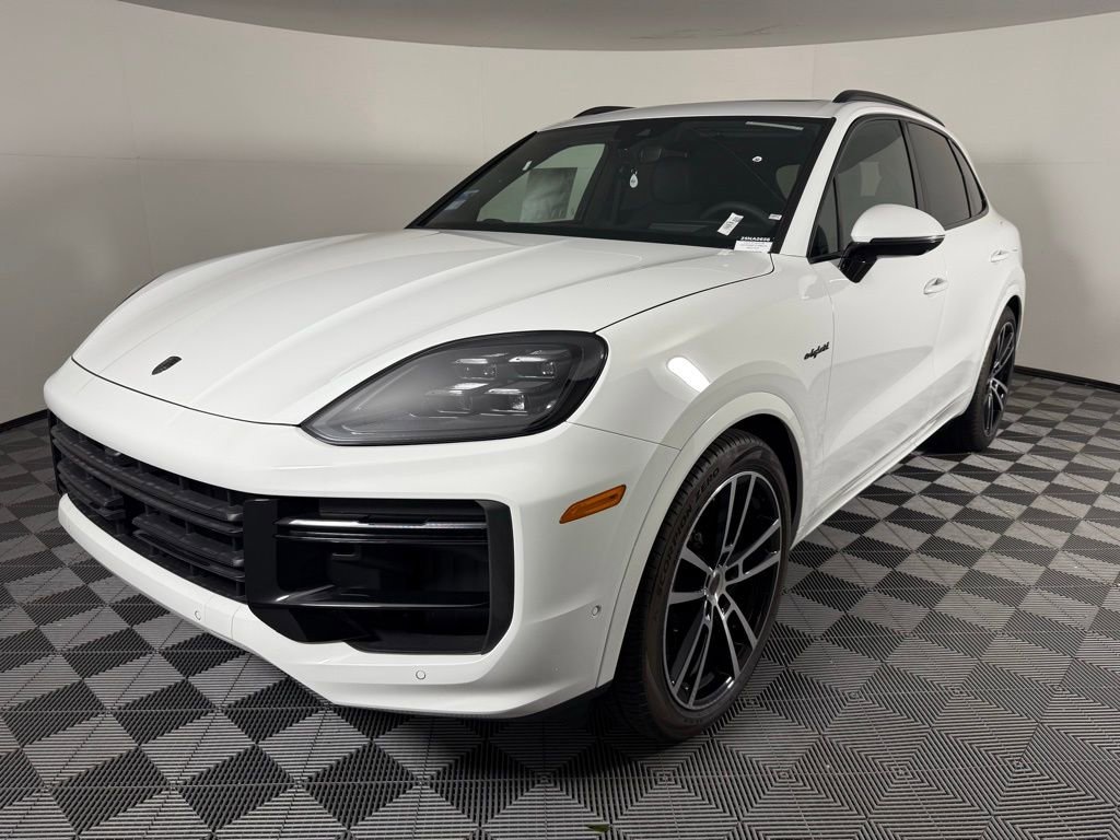 New 2025 Porsche Cayenne Turbo
