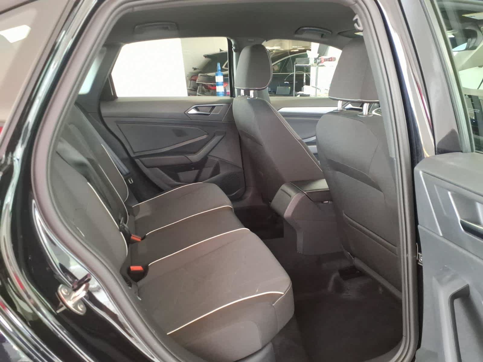 Used 2026 Volkswagen Jetta Sport FWD image 22