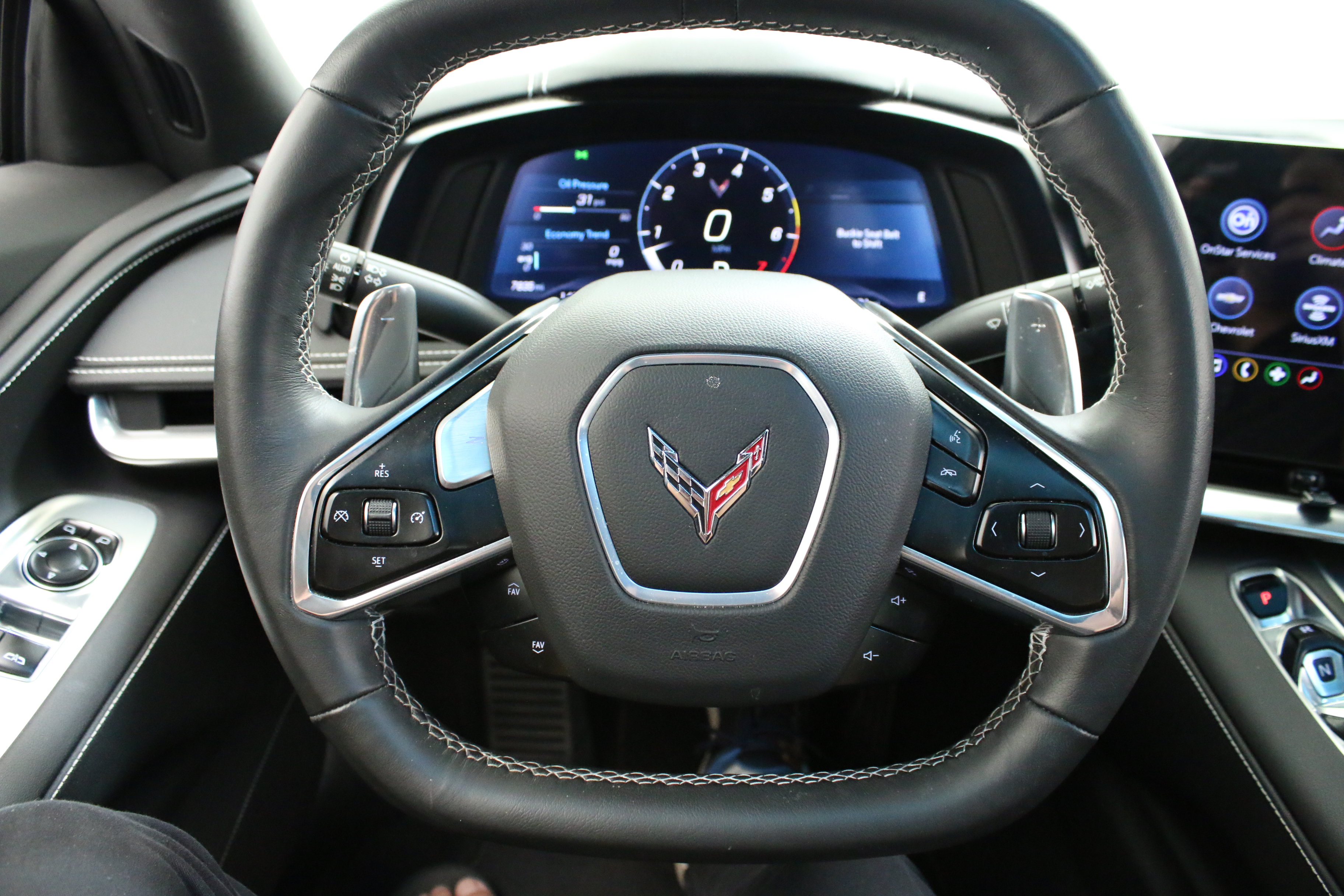 Used 2021 Chevrolet Corvette Stingray Coupe w/ Z51 Performance Package RWD image 13