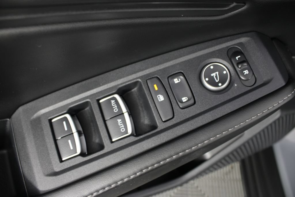 Used 2023 Honda Accord Sport image 15