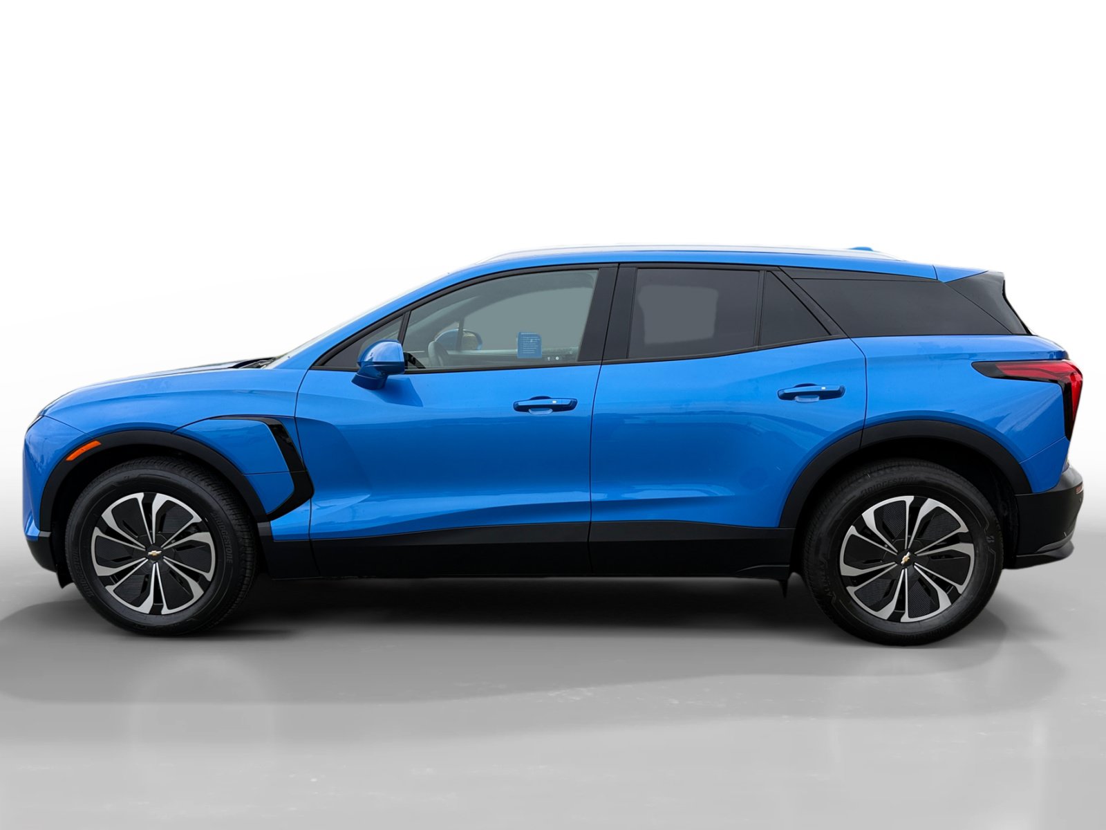 Used 2024 Chevrolet Blazer EV LT AWD/4WD image 2
