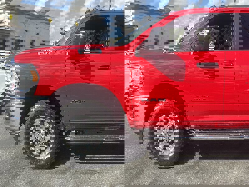 Used 2024 RAM 2500 Big Horn w/ Bed Utility Group image 3