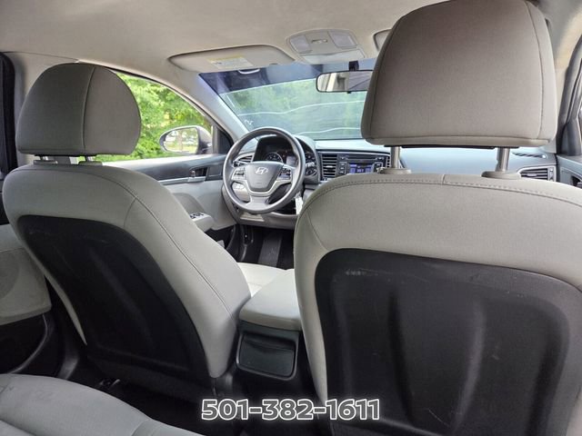 Used 2017 Hyundai Elantra SE FWD image 18