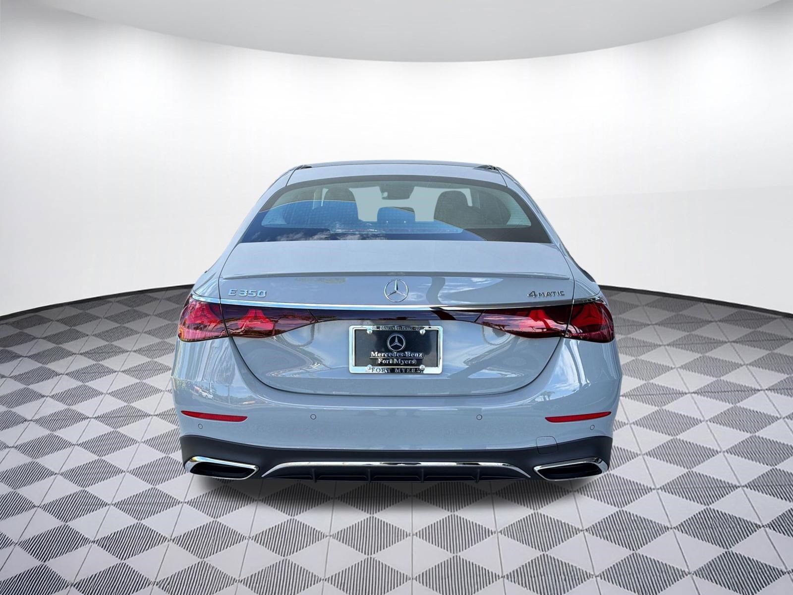 New 2026 Mercedes-Benz E 350 4MATIC Sedan image 10