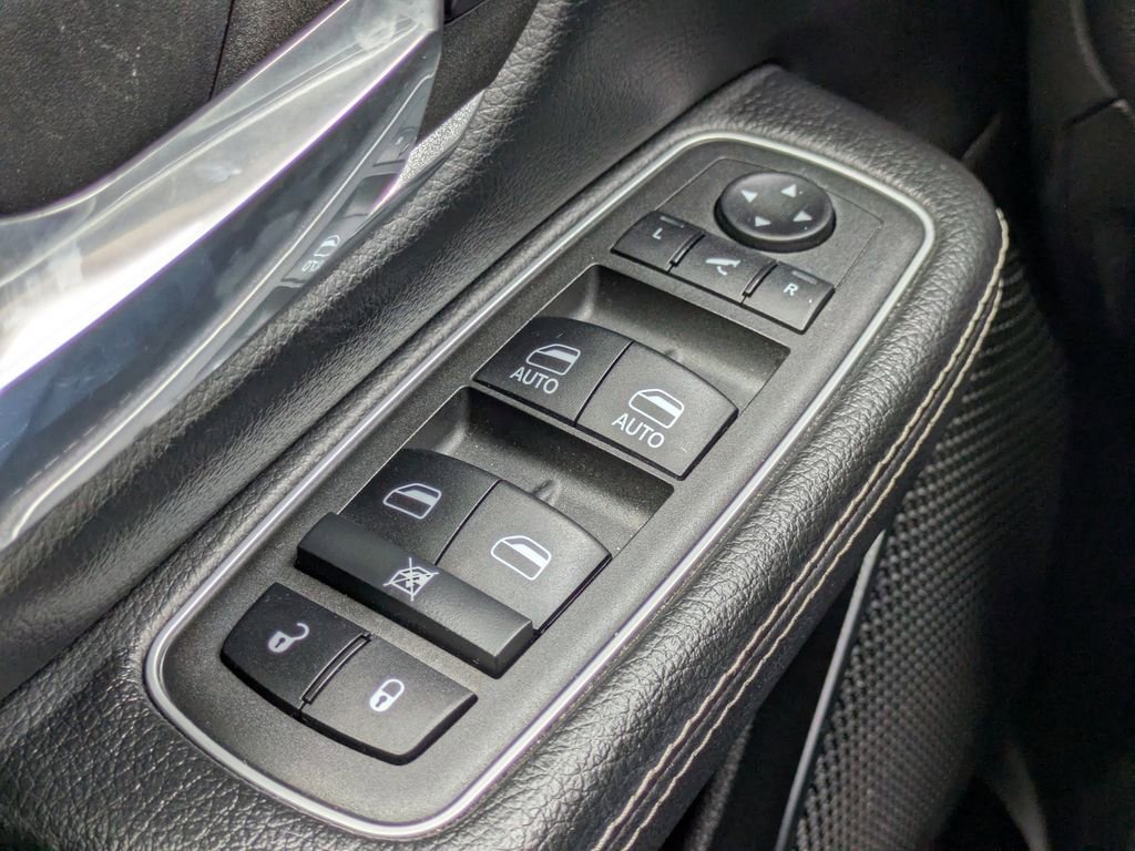 Used 2022 RAM 1500 Laramie image 23