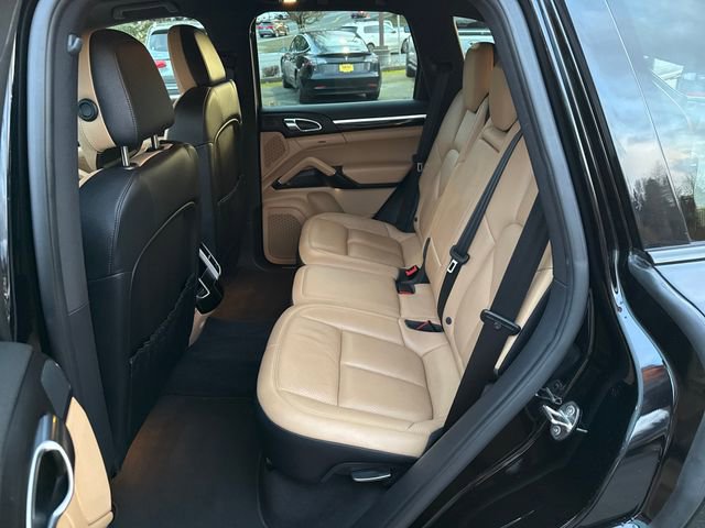 Used 2016 Porsche Cayenne image 14