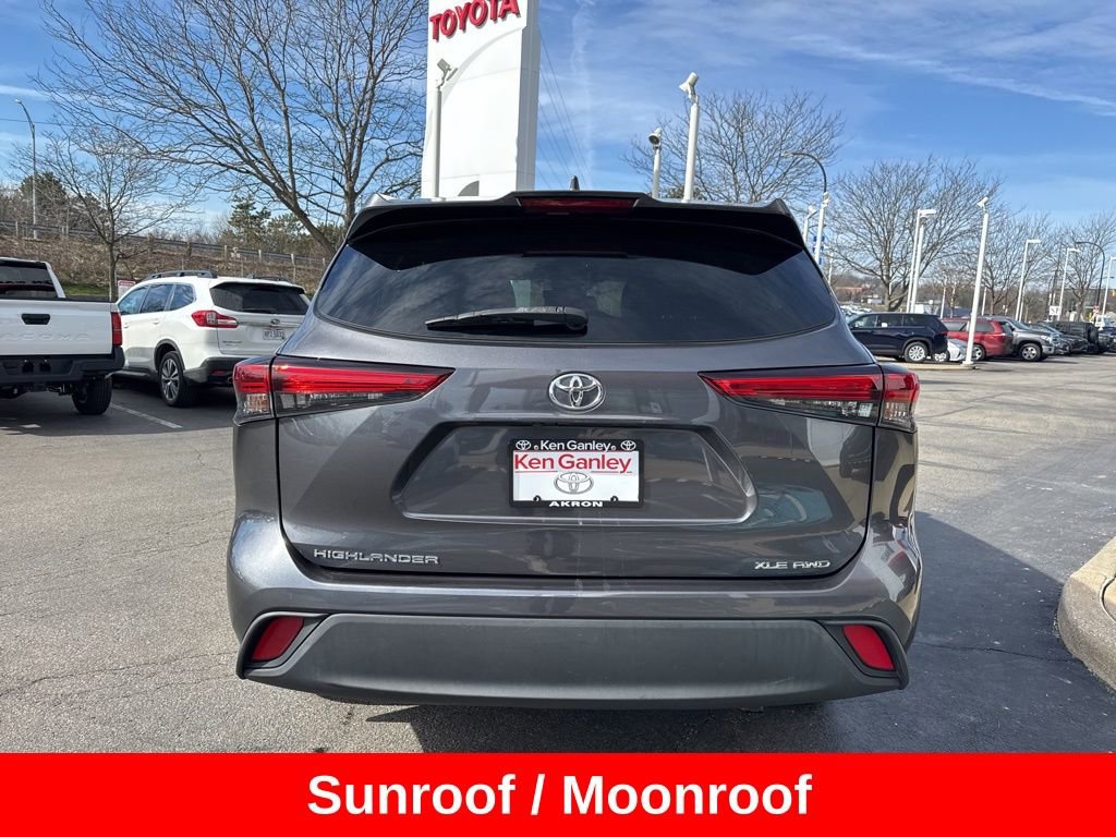 Used 2020 Toyota Highlander XLE image 6