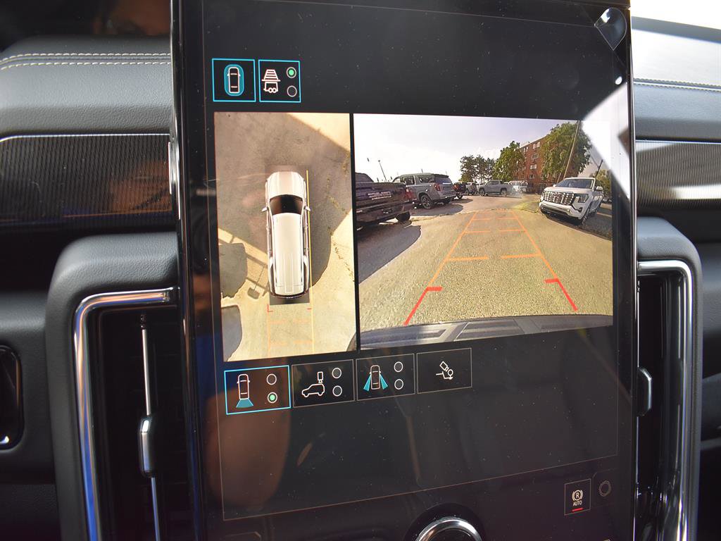 New 2026 GMC Yukon XL Elevation w/ Elevation Premium Package image 25