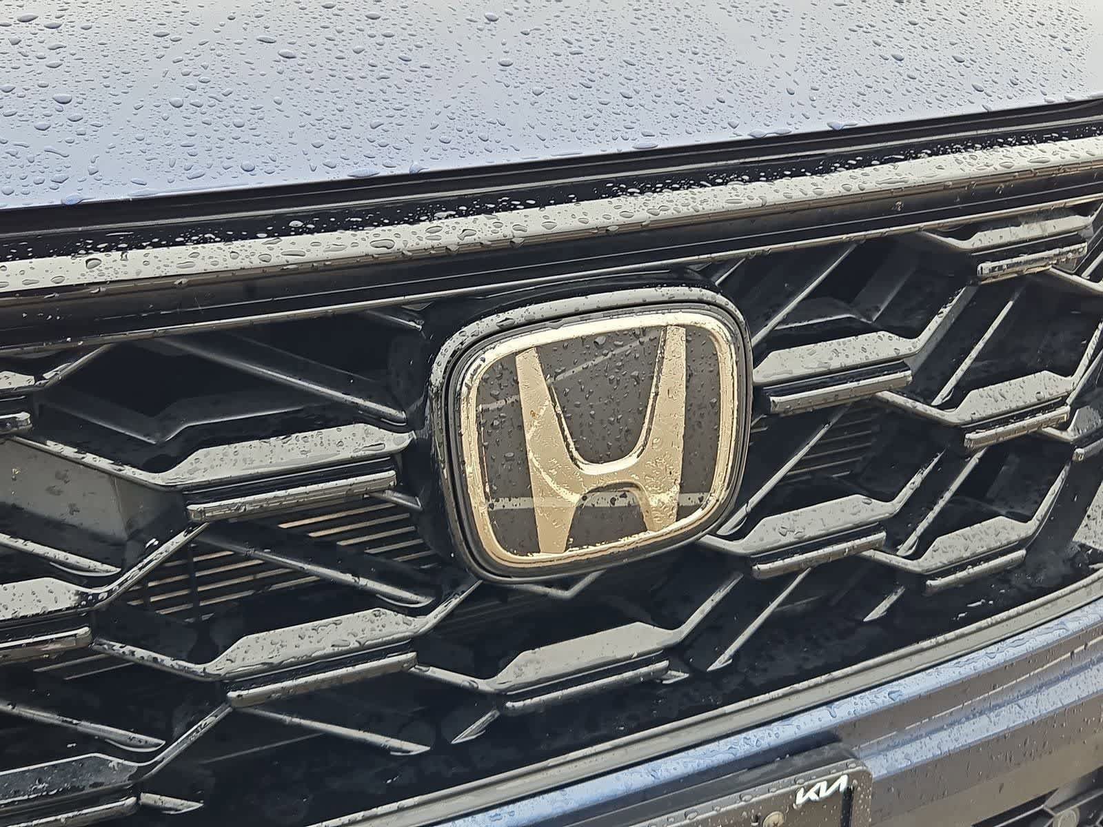 Used 2025 Honda CR-V Sport Touring image 10