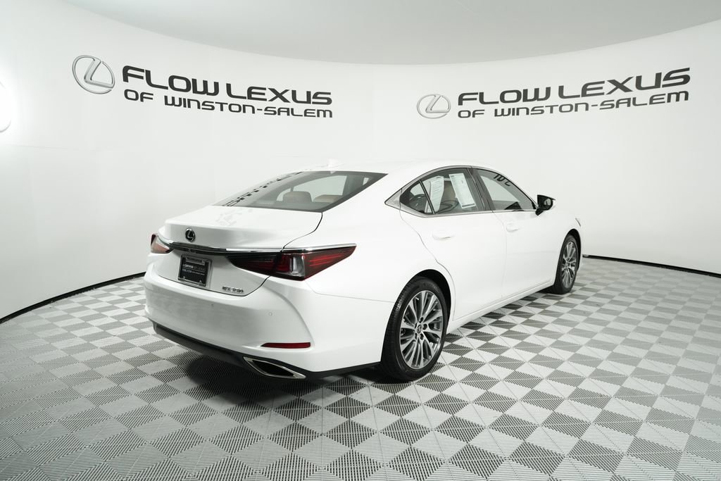 Certified 2021 Lexus ES 350 w/ Premium Package FWD image 7