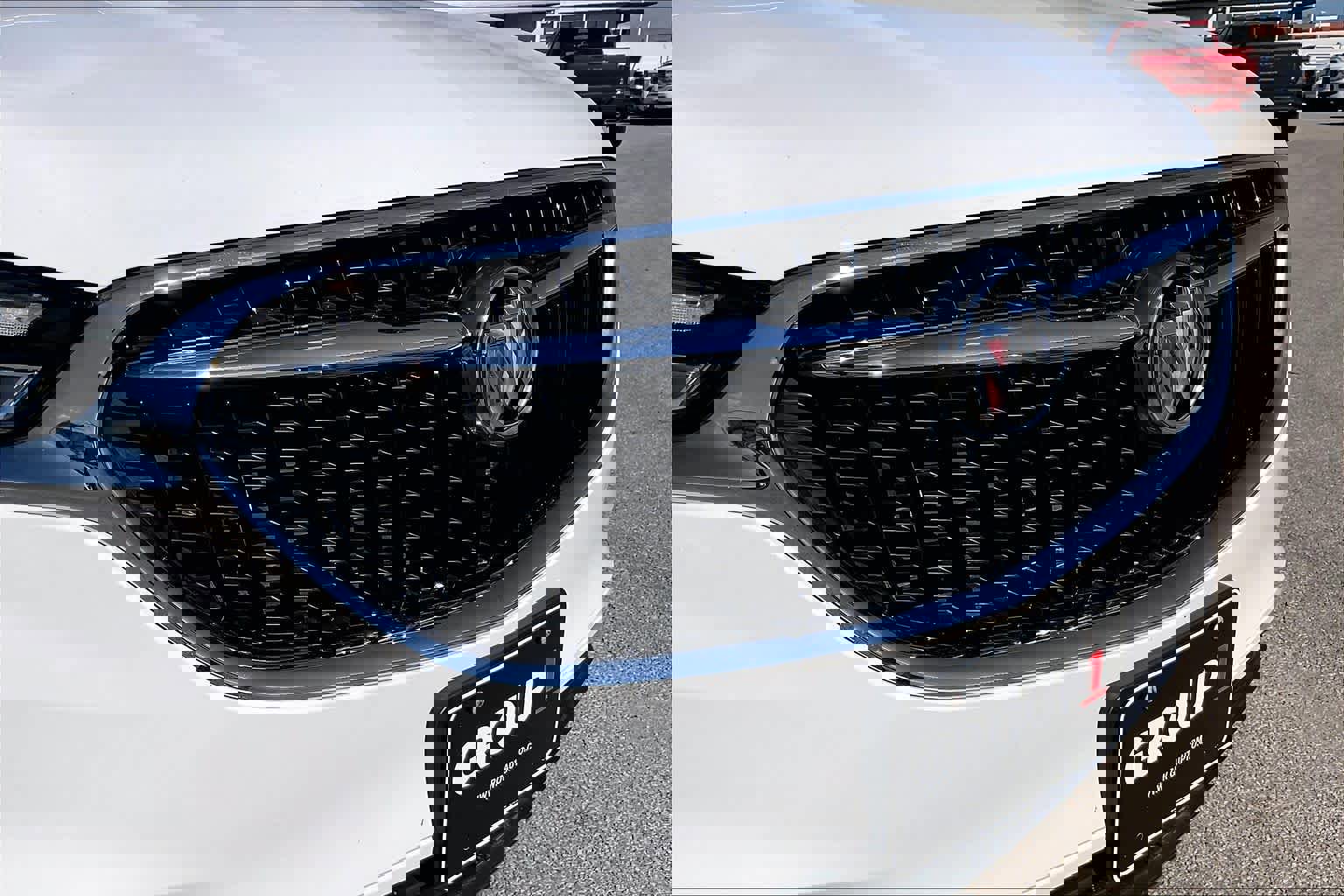 Used 2019 Buick Enclave Essence image 29