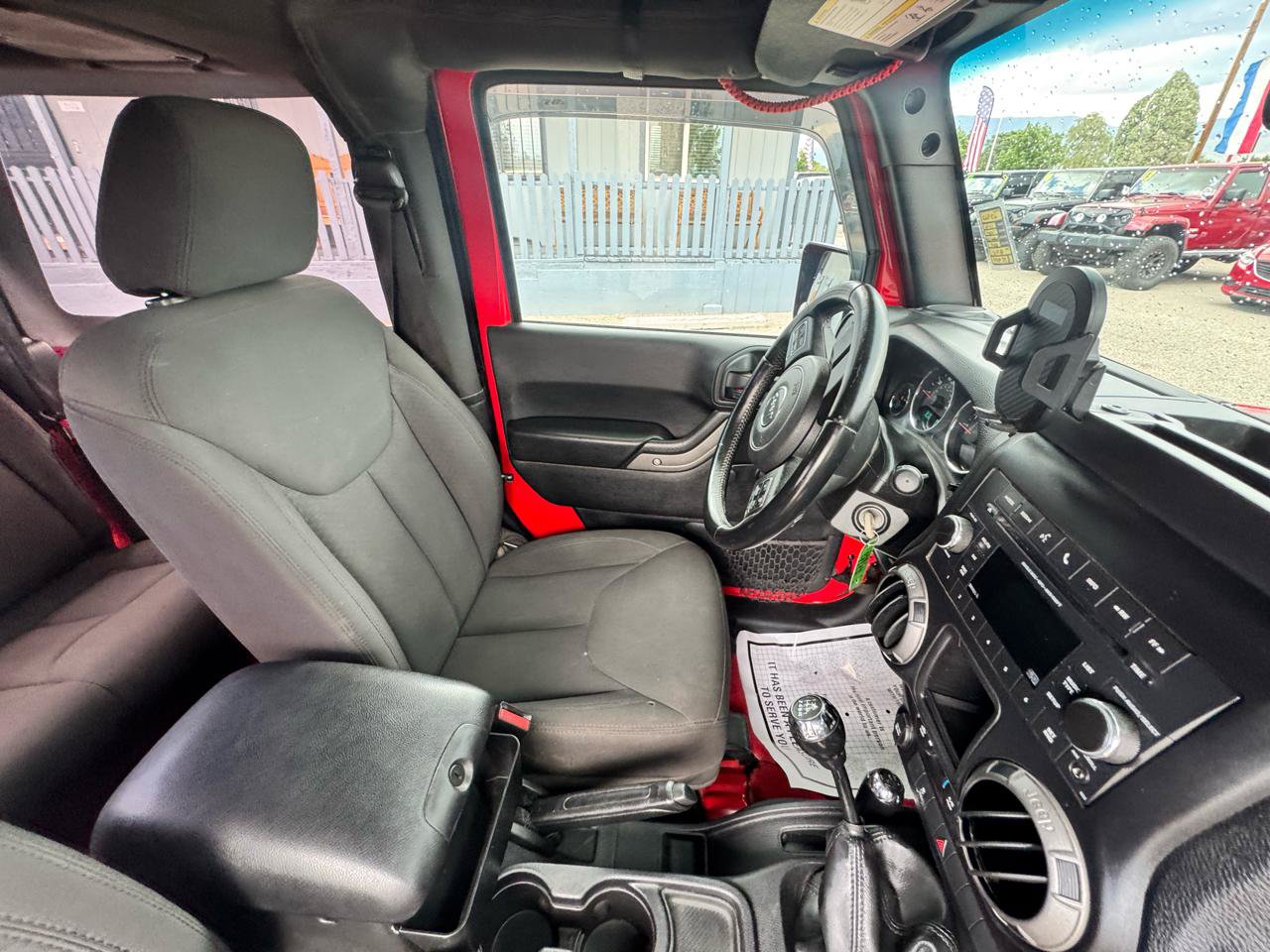 Used 2016 Jeep Wrangler Sport w/ Connectivity Group AWD/4WD image 9