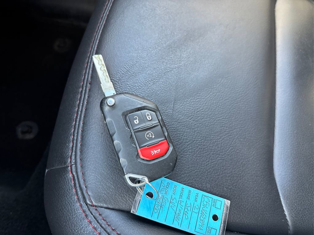 Used 2021 Jeep Wrangler Unlimited Rubicon image 39