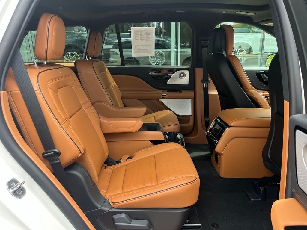 Certified 2026 Lincoln Aviator Black Label AWD/4WD image 21