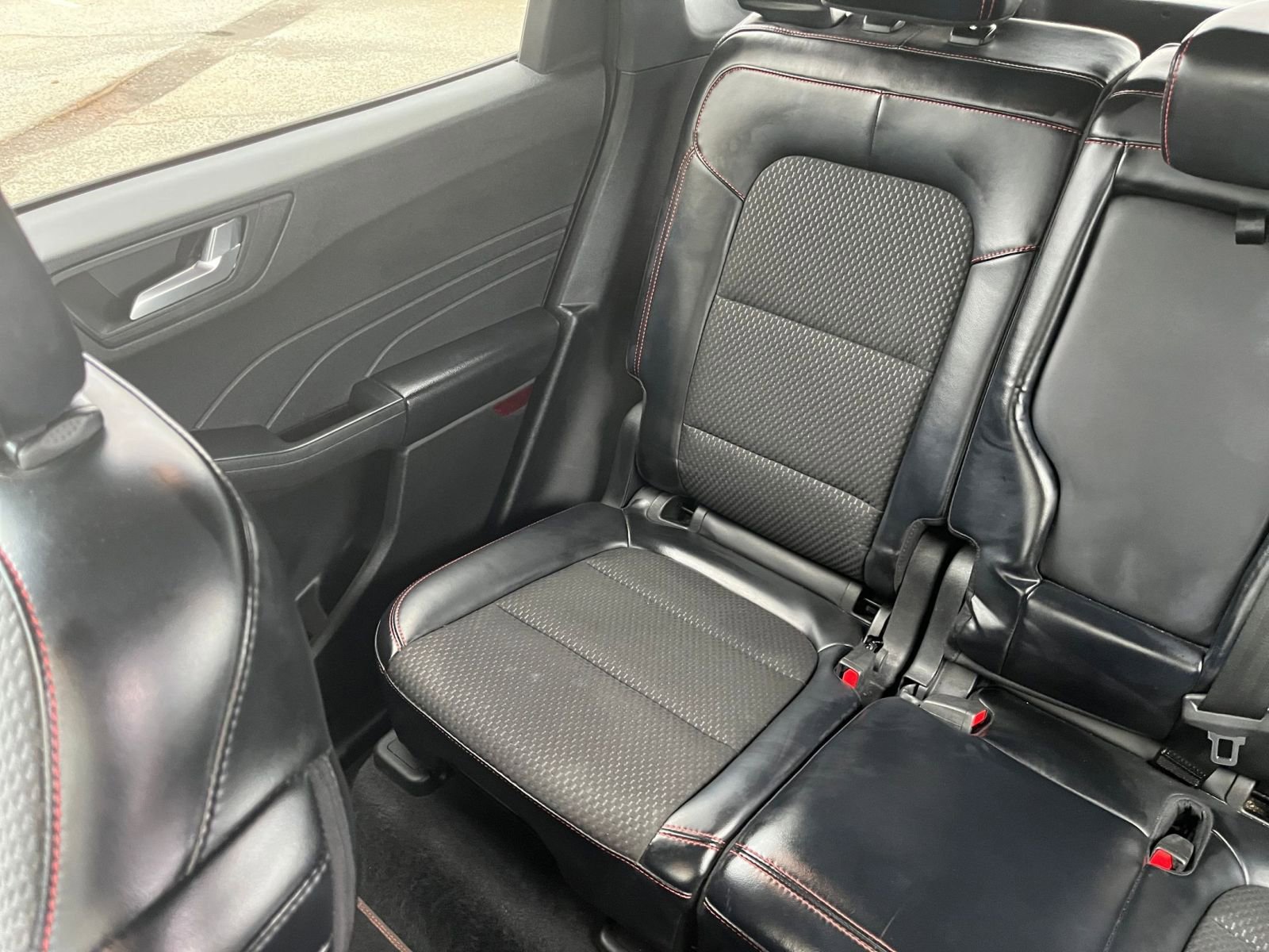 Used 2023 Ford Escape ST-Line image 40