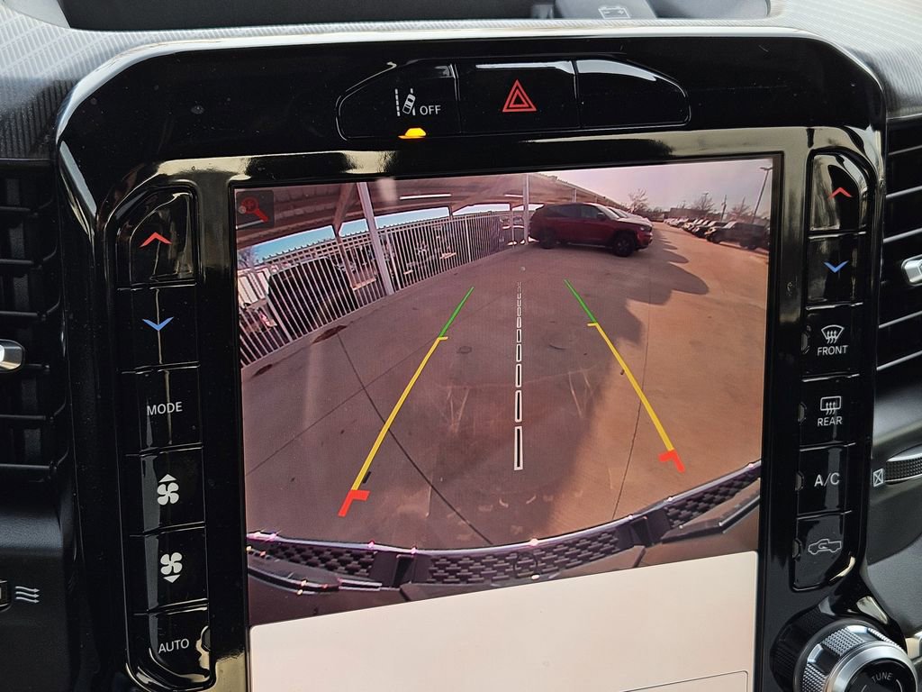 New 2026 RAM 1500 4x4 Crew Cab image 16