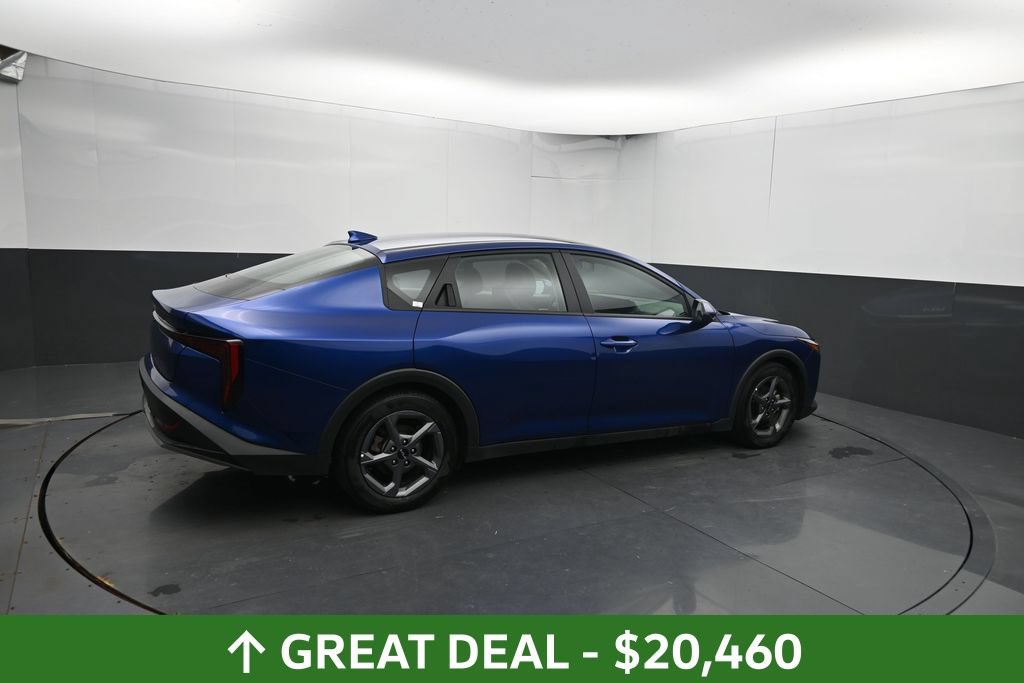 Used 2025 Kia K4 FWD image 13