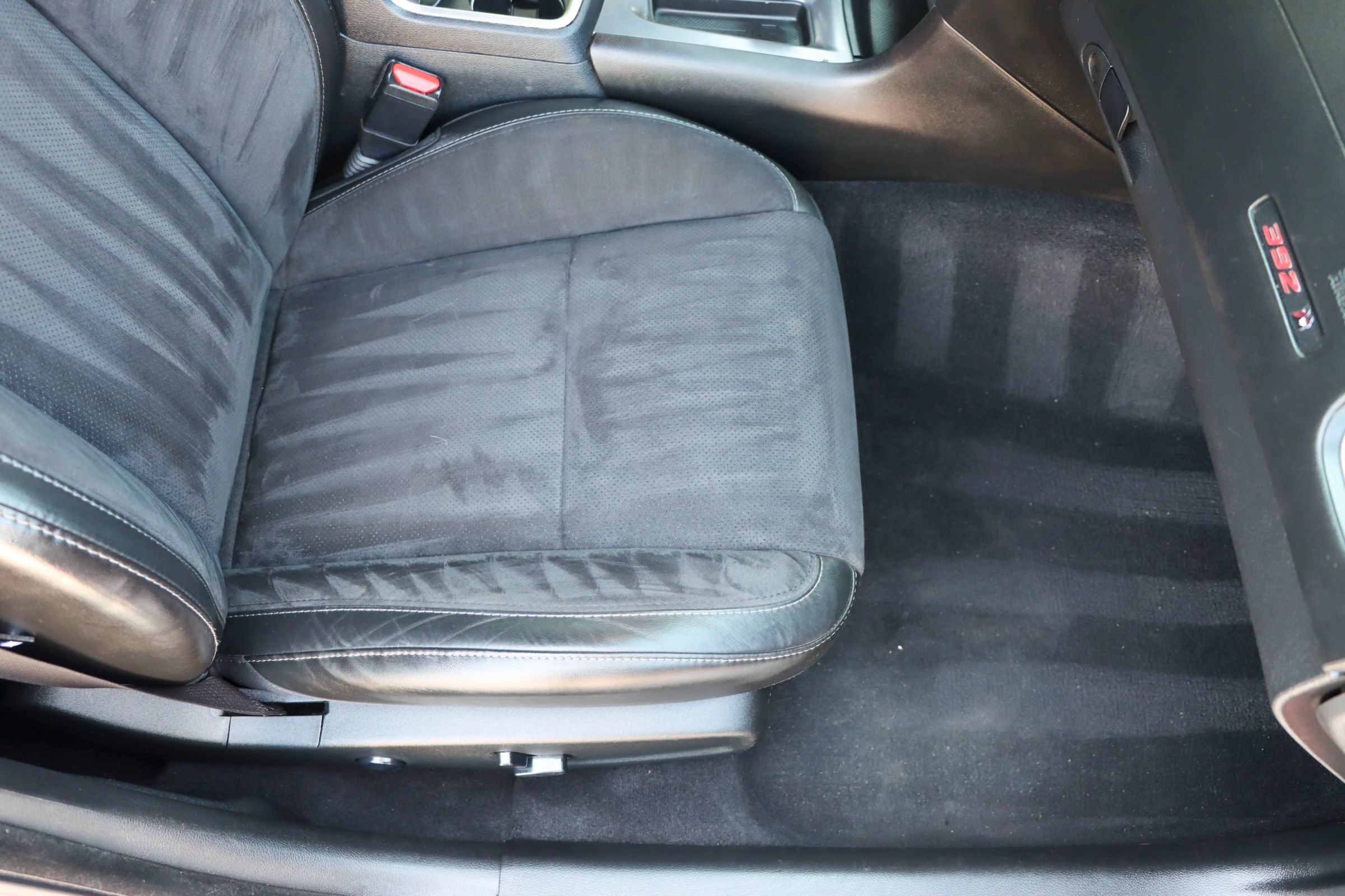 Used 2020 Dodge Charger Scat Pack w/ Dynamics Package RWD image 21