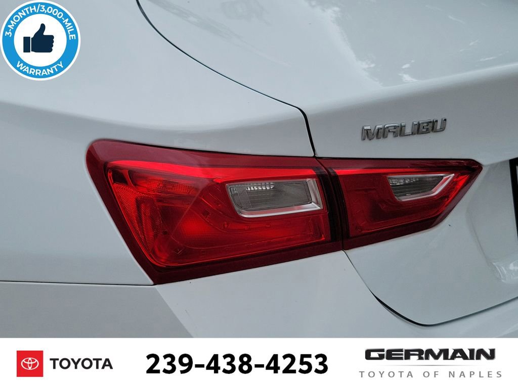 Used 2021 Chevrolet Malibu LS FWD image 16