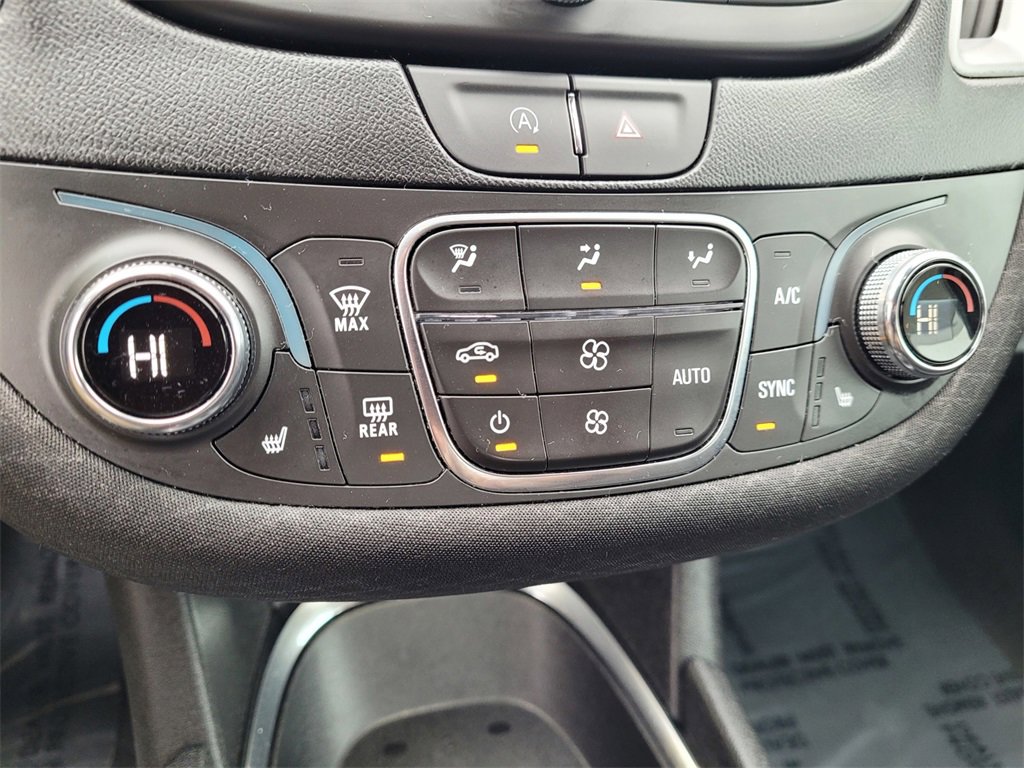 Used 2023 Chevrolet Malibu LT image 18