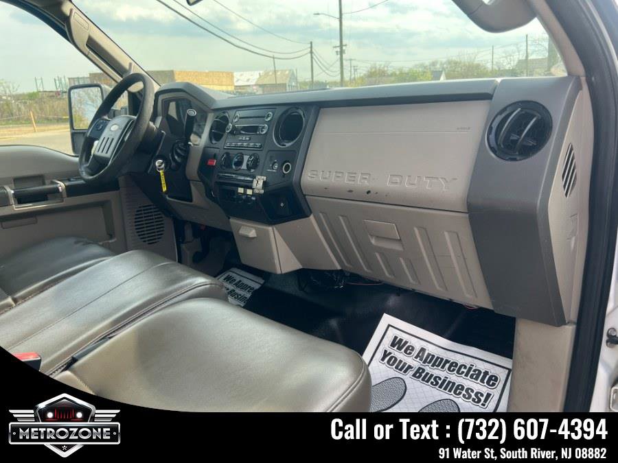 Used 2009 Ford F350 XL RWD image 19
