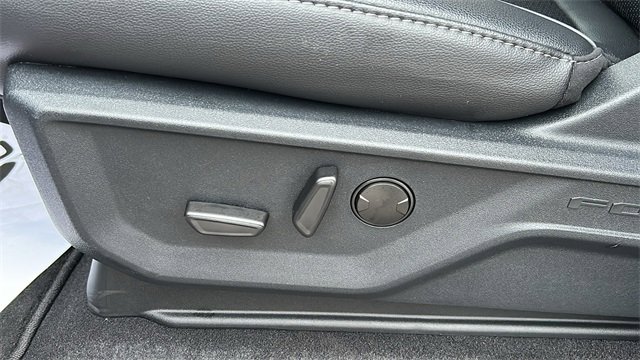 New 2025 Ford F150 Lariat w/ Equipment Group 501A Mid image 24