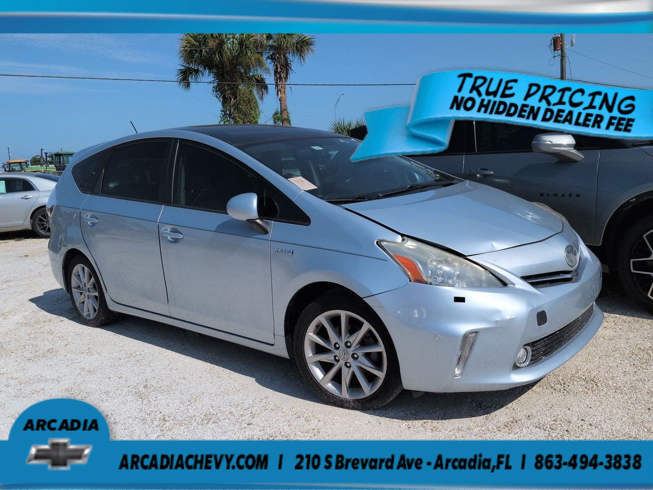 Used 2013 Toyota Prius V Five FWD image 2