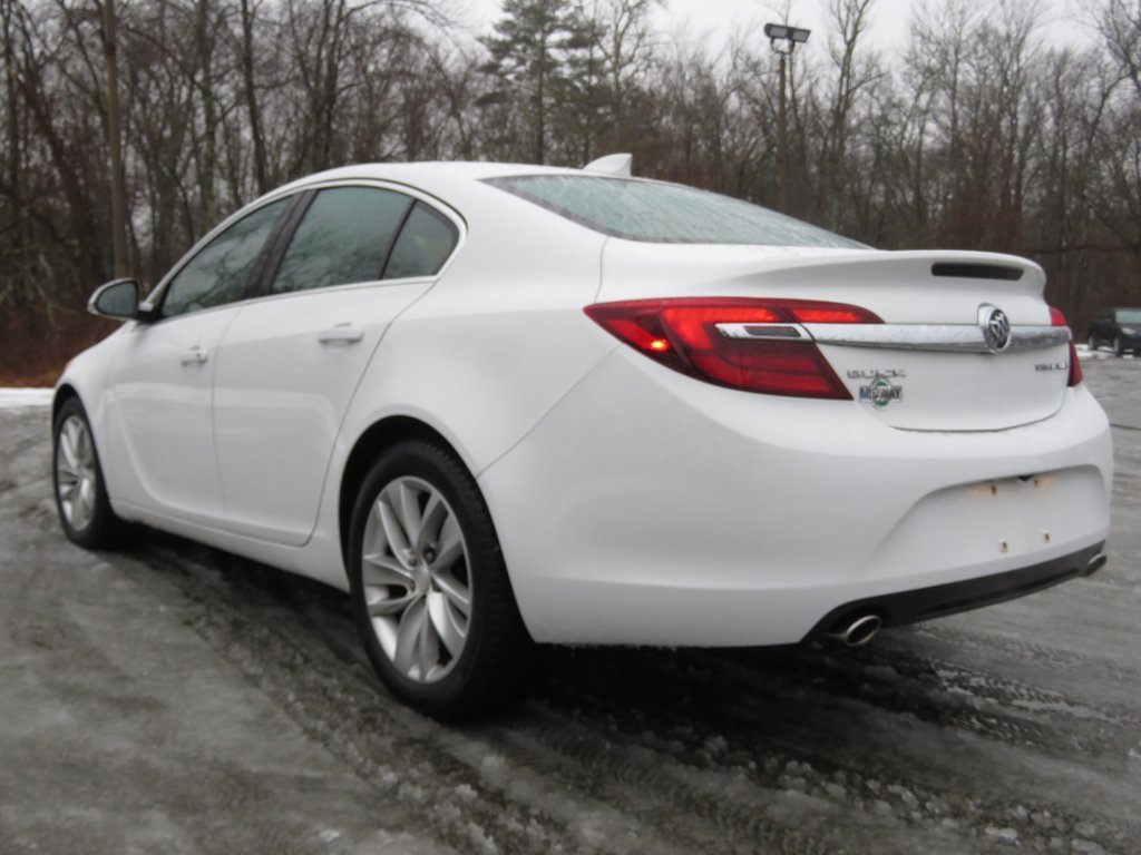 Used 2015 Buick Regal image 7