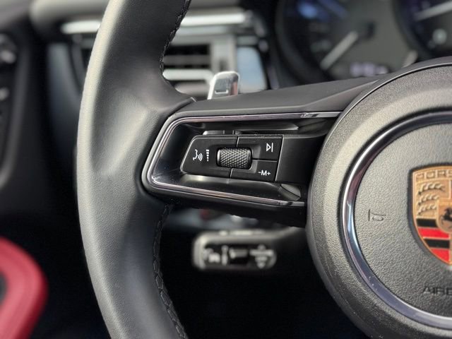 Certified 2025 Porsche Macan image 21