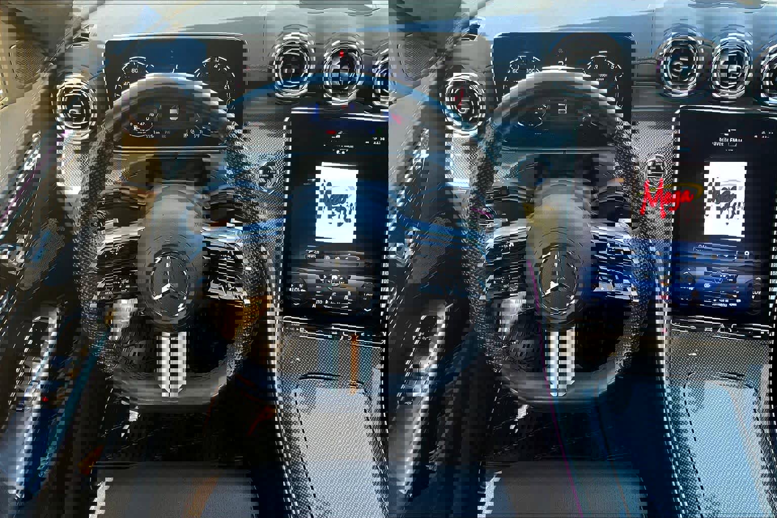 Used 2023 Mercedes-Benz C 300 Sedan image 5