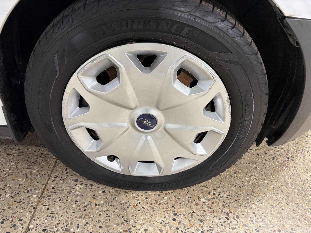 Used 2015 Ford Transit Connect XL image 23