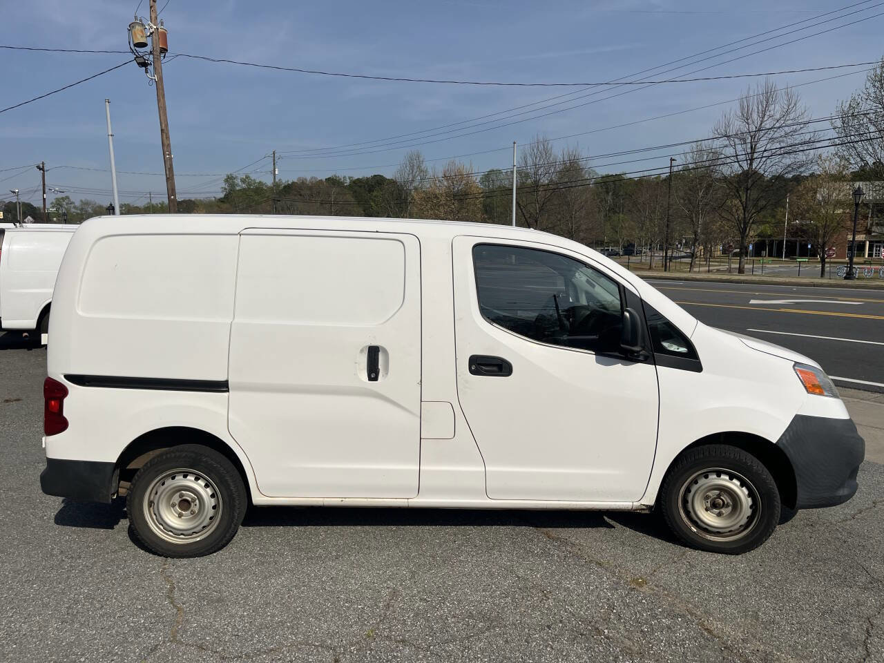 Used 2018 Nissan NV200 S w/ Back Door Glass Package image 5