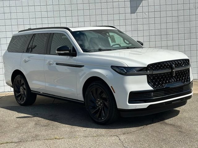 New 2027 Lincoln Navigator Reserve w/ Jet Appearance Package AWD/4WD image 31