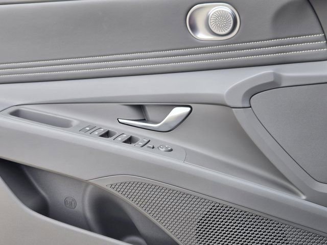 Certified 2026 Hyundai Elantra Sport FWD image 24