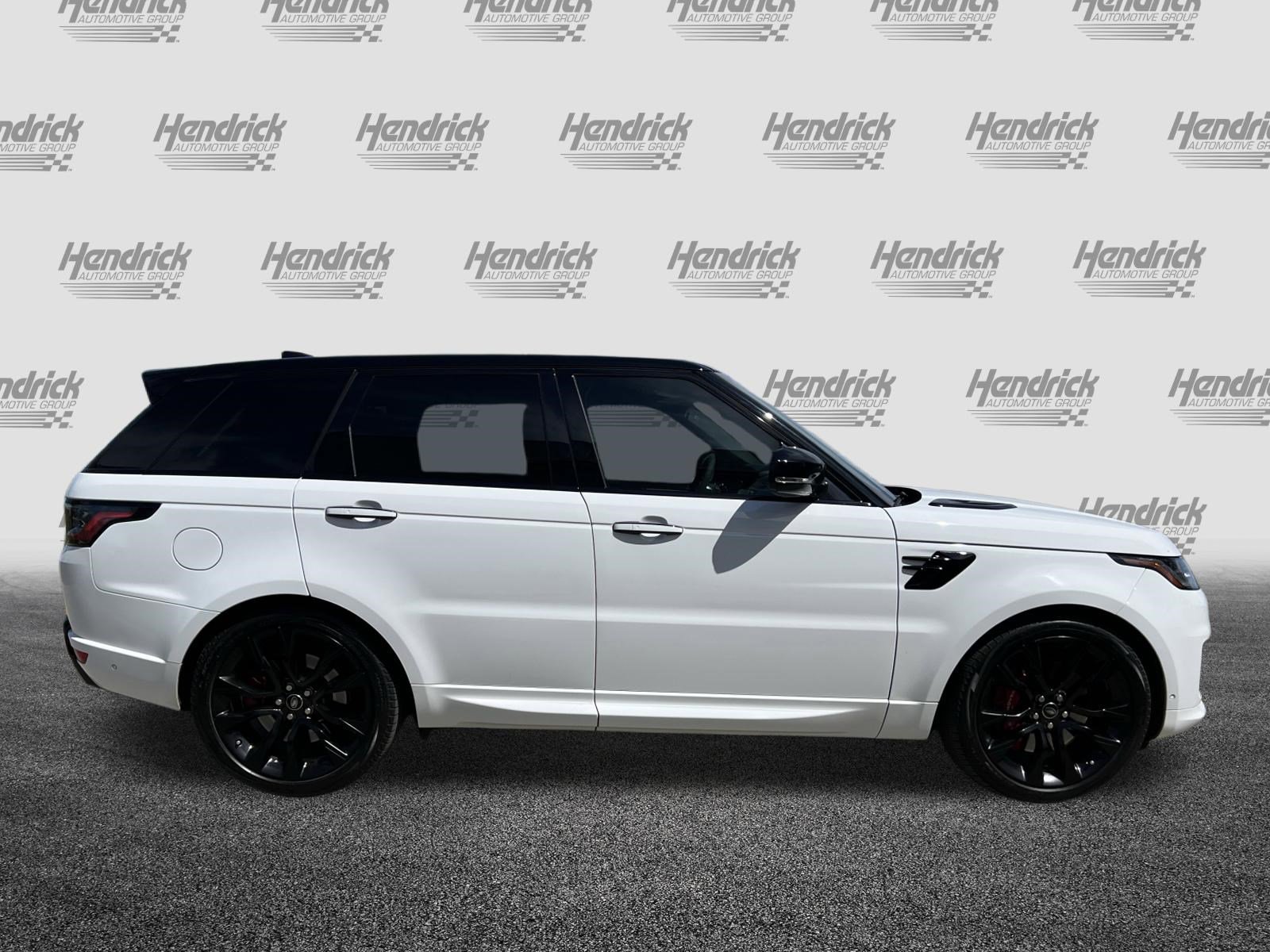 Used 2022 Land Rover Range Rover Sport HST image 10