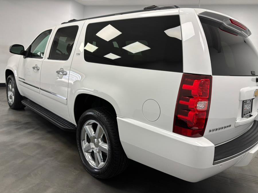 Used 2014 Chevrolet Suburban LTZ image 21
