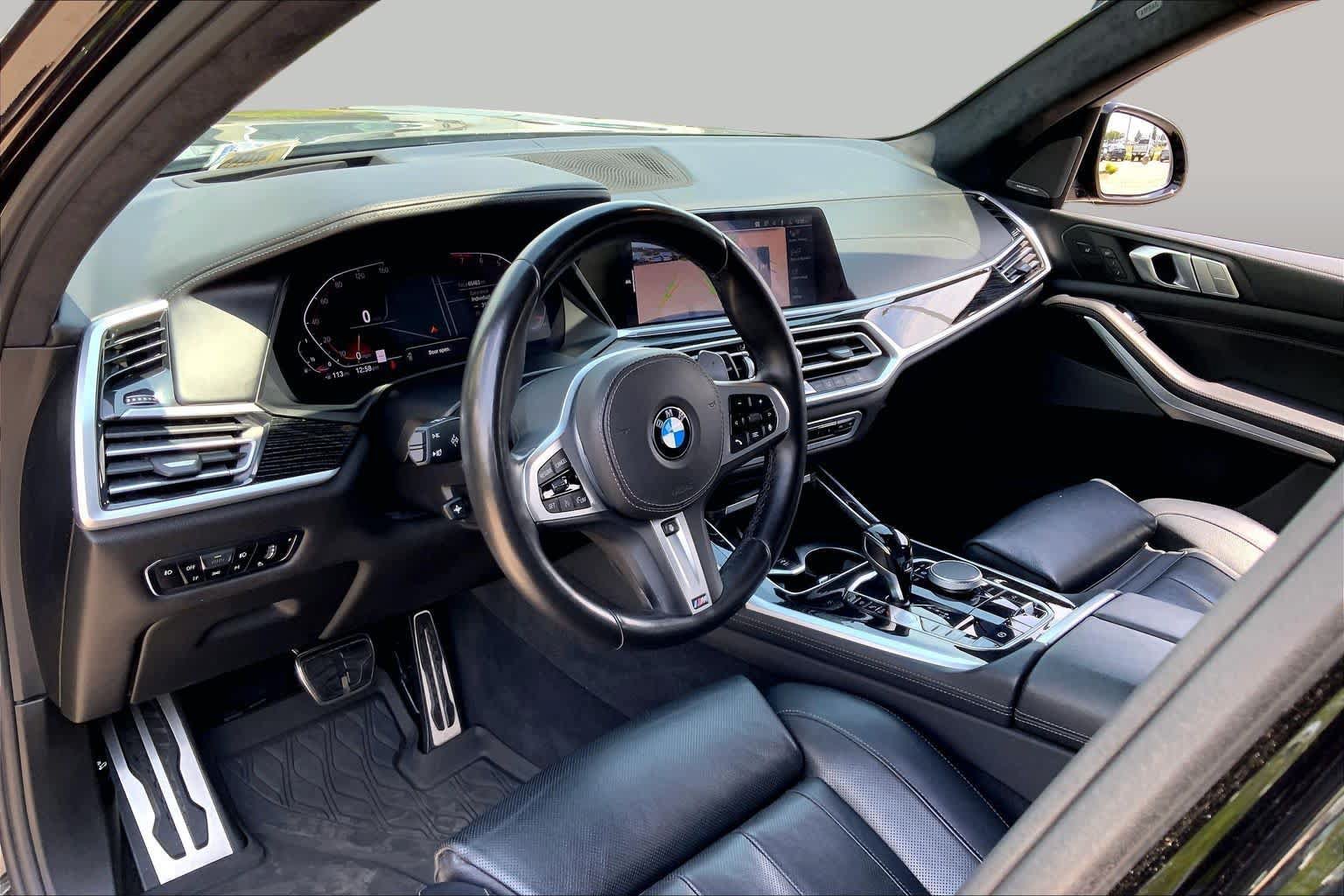 Used 2020 BMW X7 xDrive40i w/ M Sport Package AWD/4WD image 16