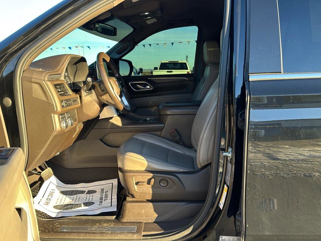 Used 2021 GMC Yukon SLT image 11