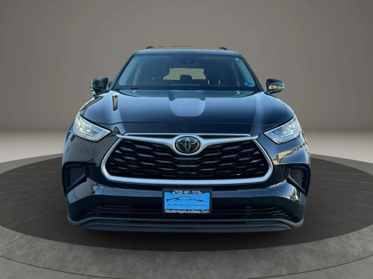 Used 2020 Toyota Highlander L AWD/4WD image 8