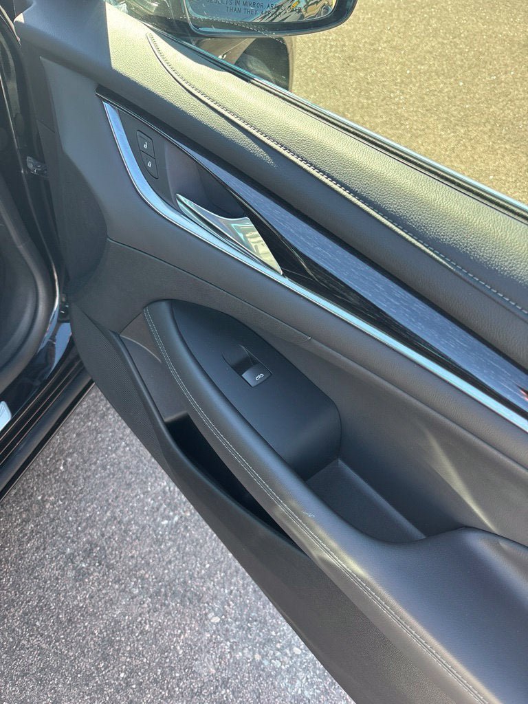 Used 2019 Buick LaCrosse Essence FWD image 20