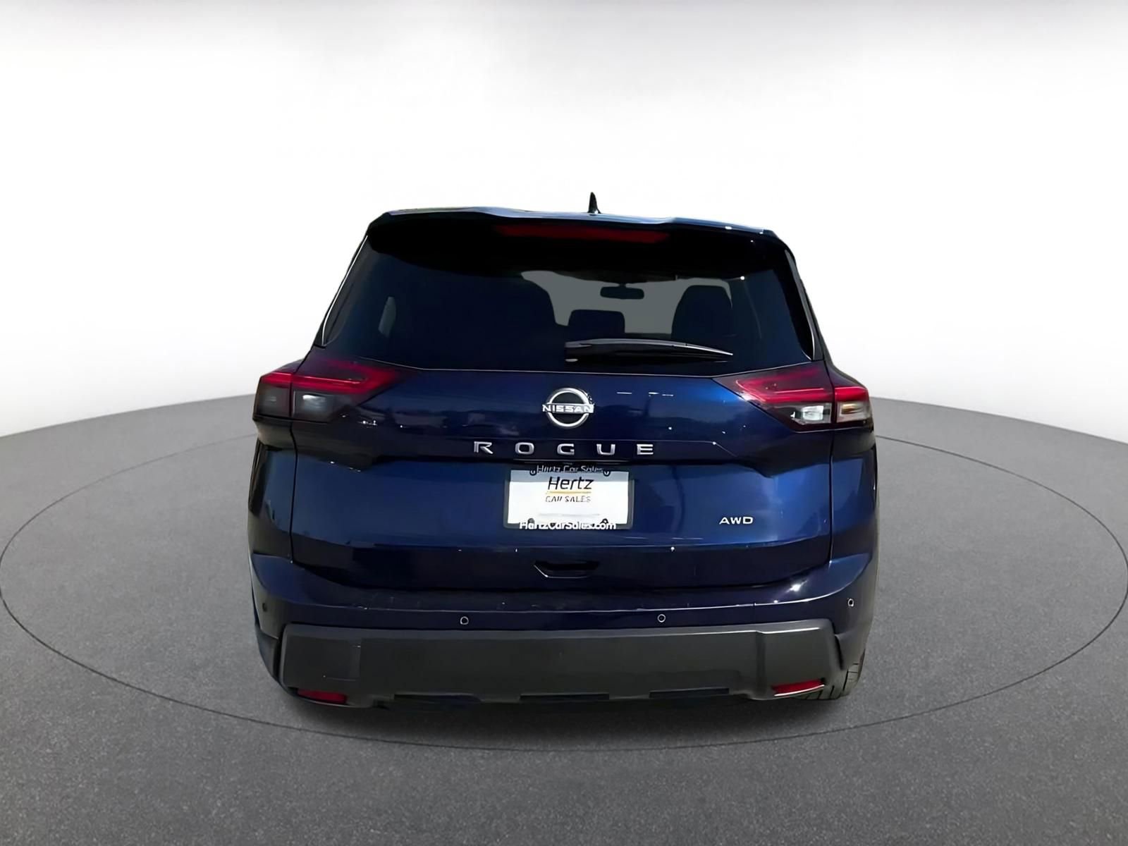 Used 2025 Nissan Rogue SV image 12