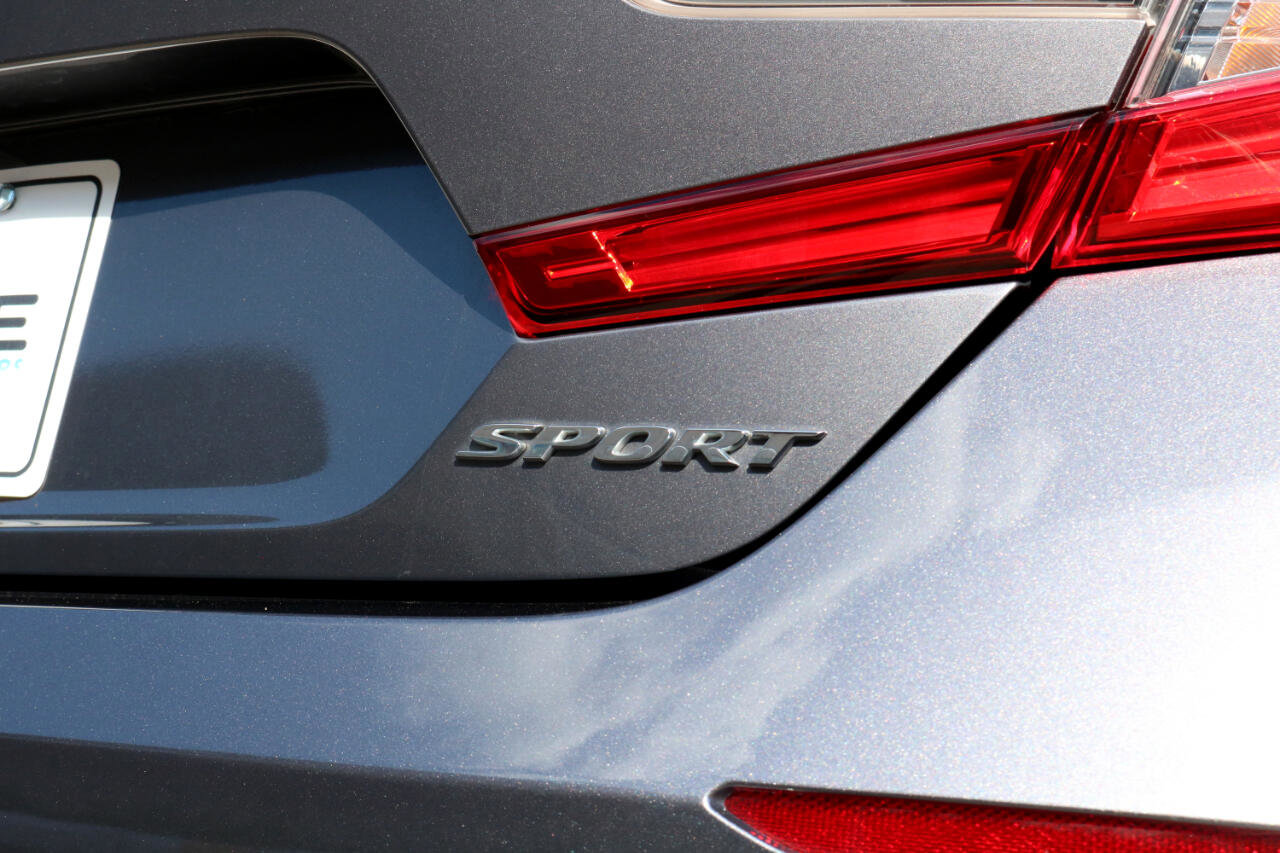Used 2019 Honda Accord Sport image 11