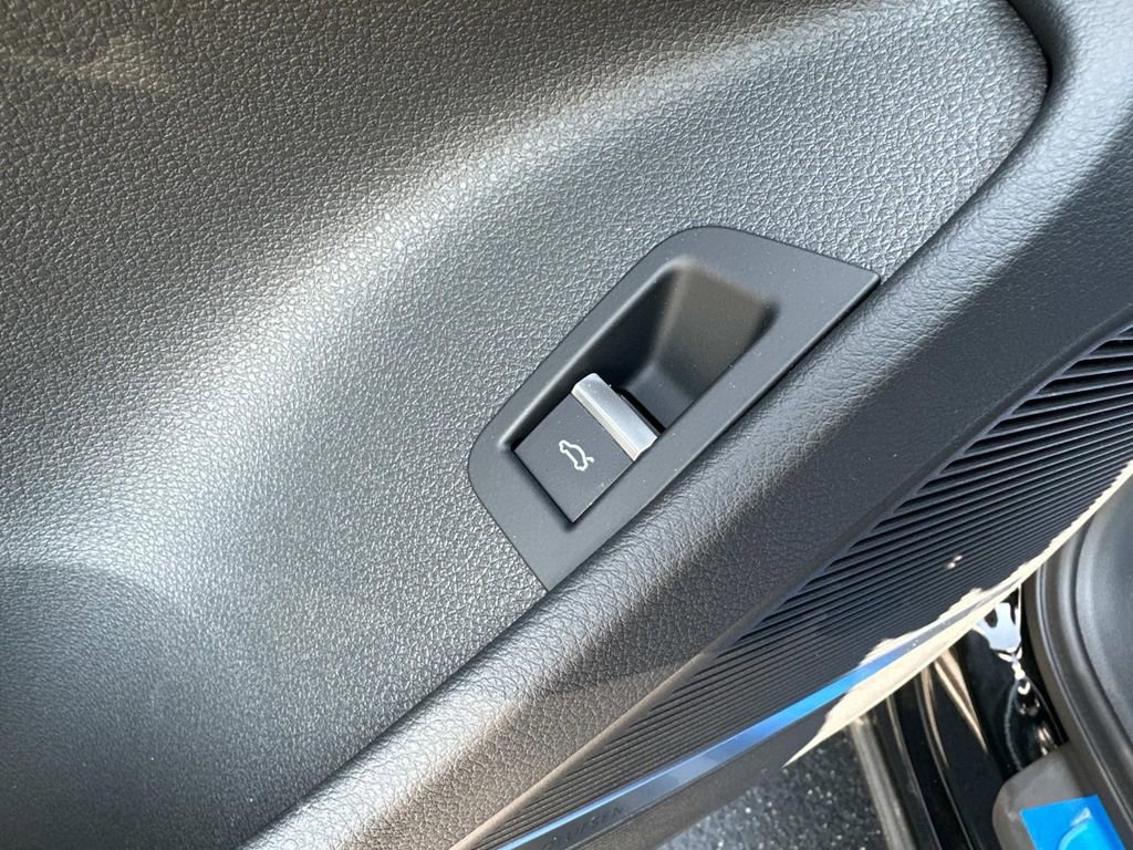 New 2025 Audi Q7 3.0T Premium Plus image 12