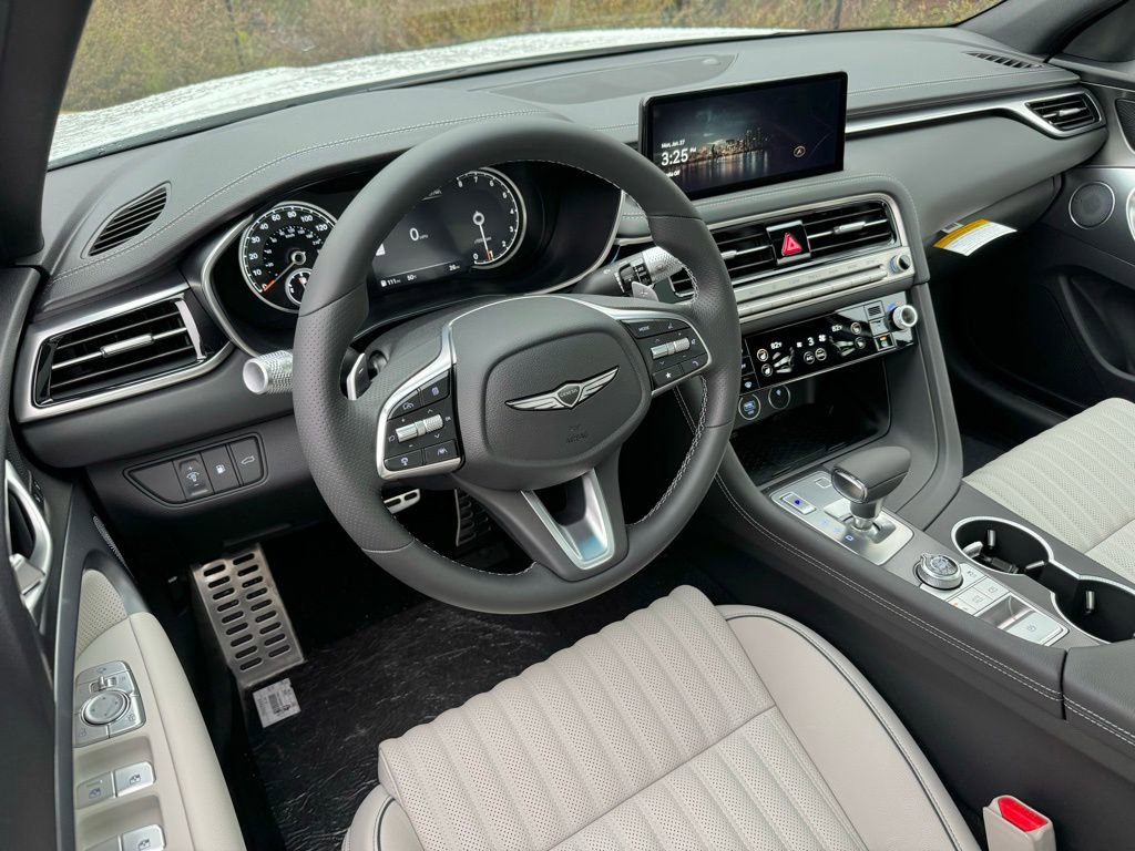 Used 2025 Genesis G70 2.5T w/ Sport Prestige Package image 2