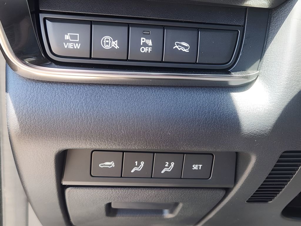 Used 2025 MAZDA CX-30 2.5 Turbo w/ Premium Plus Pkg image 18