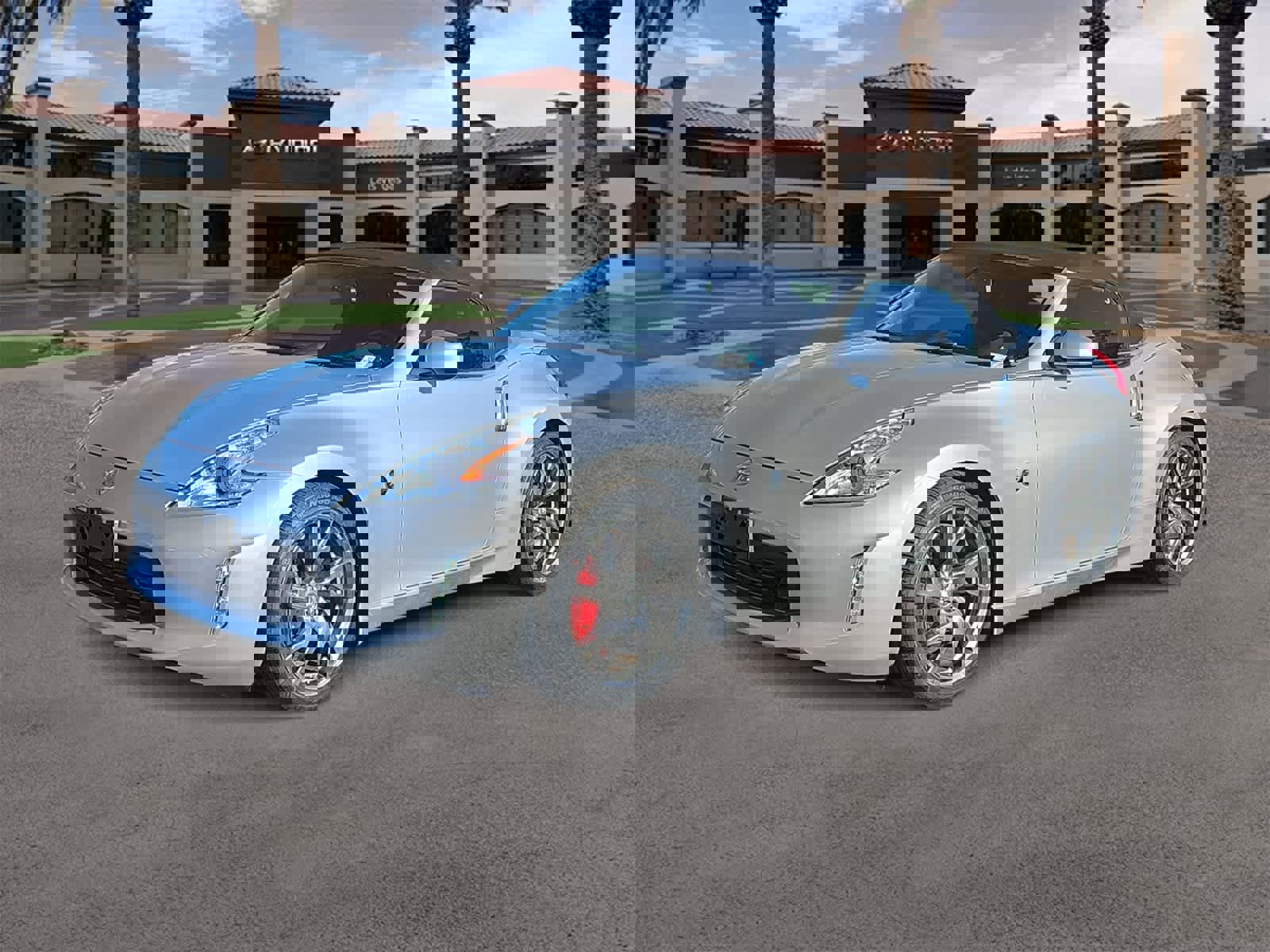 Used 2013 Nissan 370Z Touring w/ Sport Pkg image 4