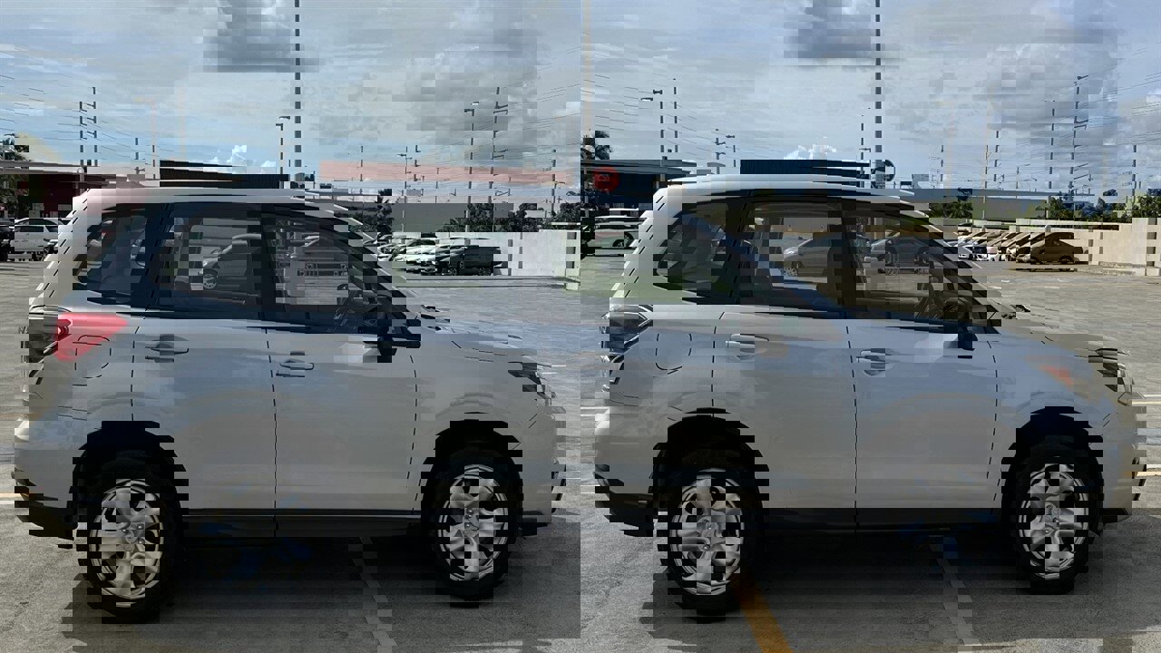 Used 2017 Subaru Forester 2.5i image 7