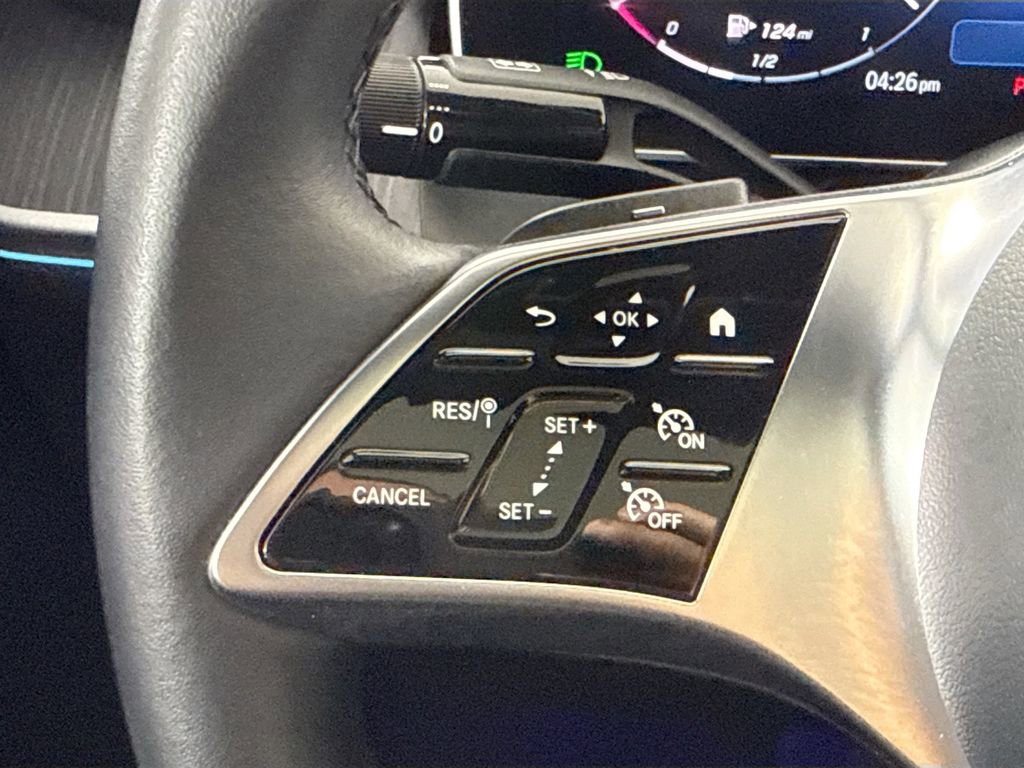 Certified 2026 Mercedes-Benz GLC 300 4MATIC image 11