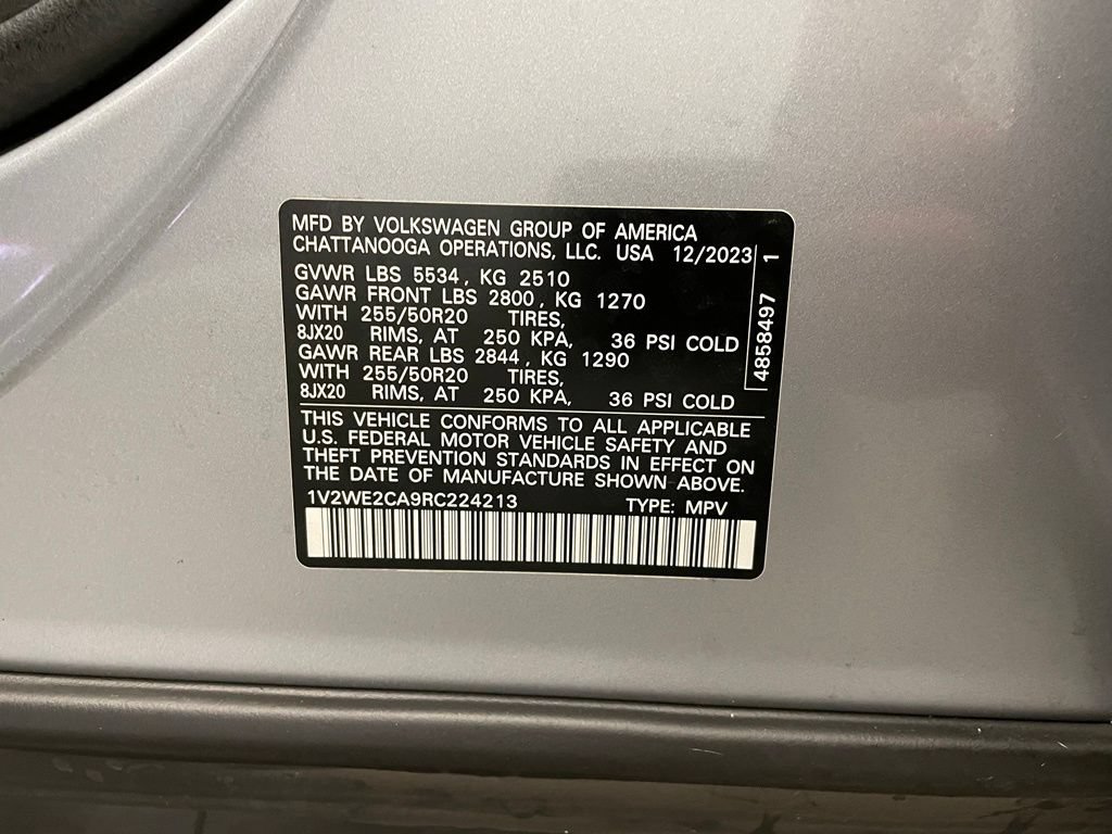 Used 2024 Volkswagen Atlas Cross Sport SE FWD image 33